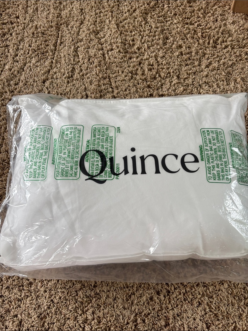 Quince Pillow Down Alternative Standard Medium/Firm